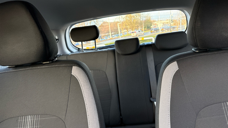 Hyundai i10 1.0 Advance 5dr Petrol Hatchback